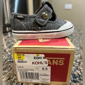 Kids size 6 Vans